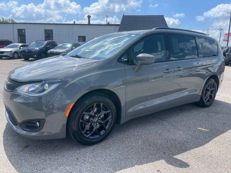 2020 Chrysler Pacifica Touring L Plus