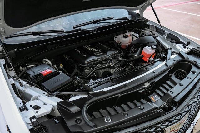 2025 Cadillac Escalade-V