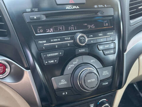 2014 Acura ILX 2.0L w/Tech