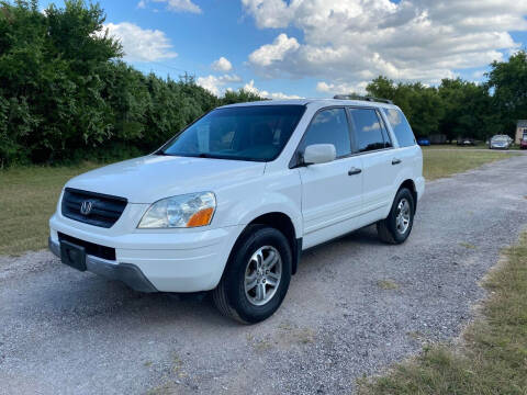 2004 Honda Pilot for sale at The Car Shed in Burleson TX