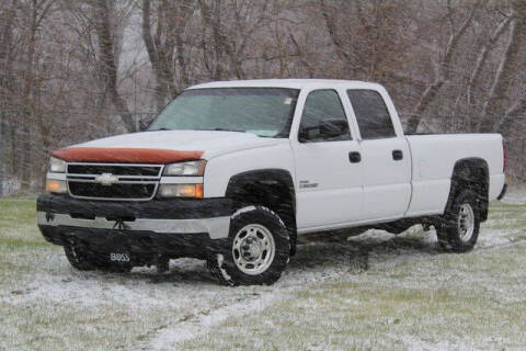 2007 Chevrolet Silverado 2500HD Classic for sale at AutoLand Outlets Inc in Roscoe IL