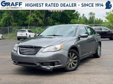 2013 Chrysler 200 Touring