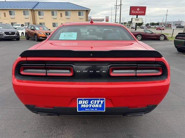 2016 Dodge Challenger