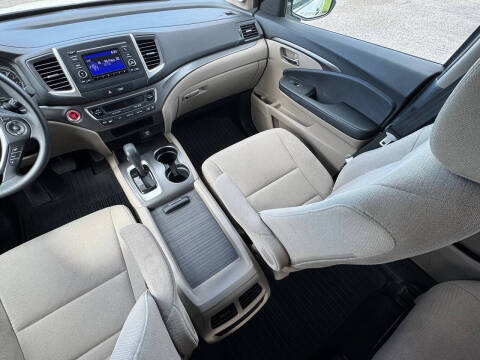 2017 Honda Pilot LX