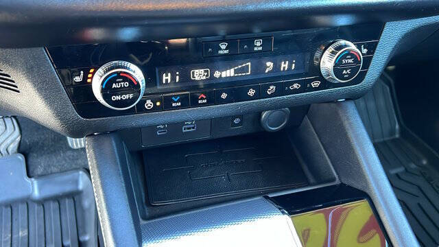 2024 Mitsubishi Outlander SEL