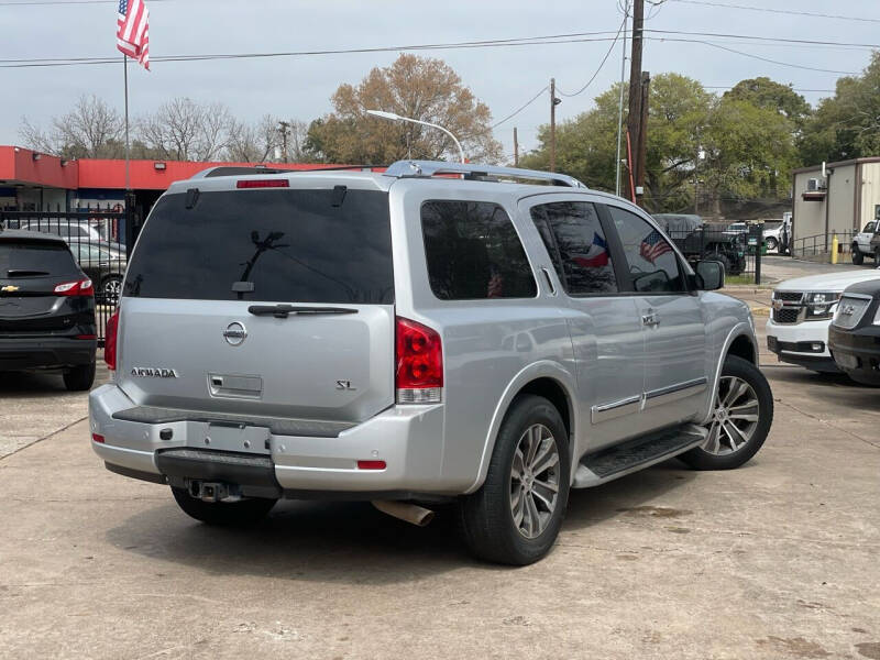 2015 Nissan Armada SV