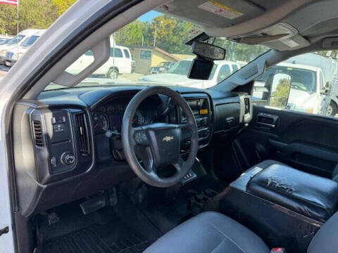 2015 Chevrolet Silverado 3500HD CC