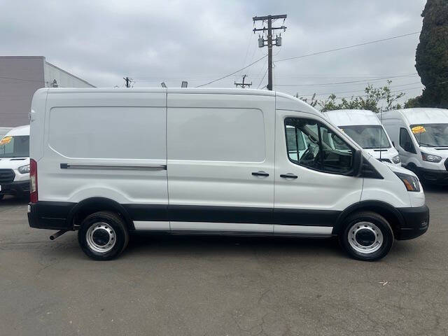 2023 Ford Transit 250