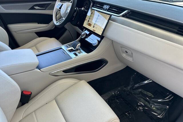 2026 Jaguar F-PACE P250 R-Dynamic S