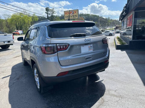 2022 Jeep Compass Latitude Lux