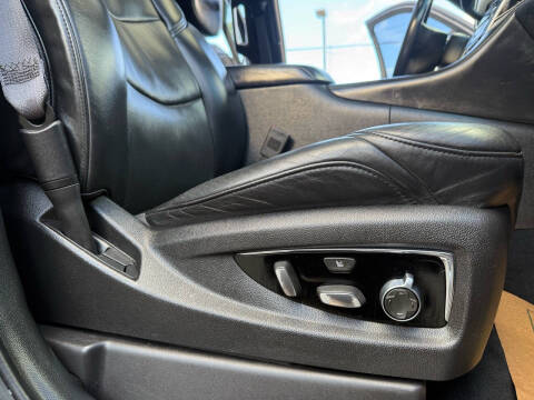 2016 Cadillac Escalade Platinum