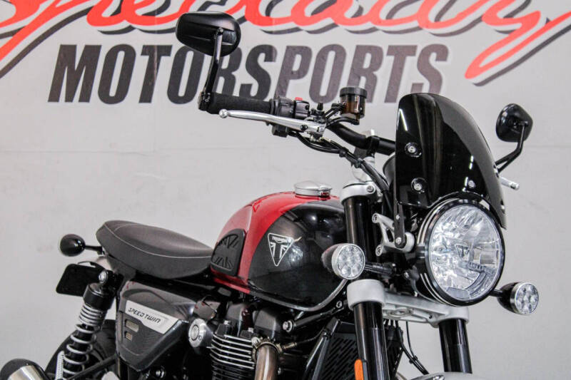 2024 Triumph Speed Twin 1200