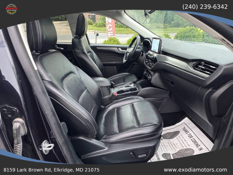 2021 Ford Escape Titanium