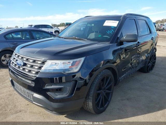 2016 Ford Explorer