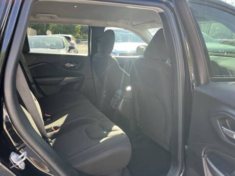 2021 Jeep Cherokee Latitude