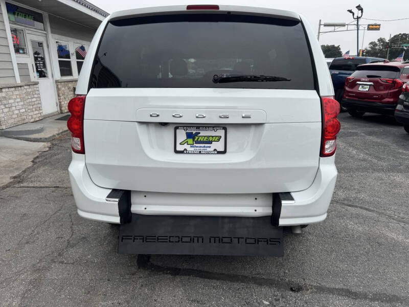 2016 Dodge Grand Caravan R/T