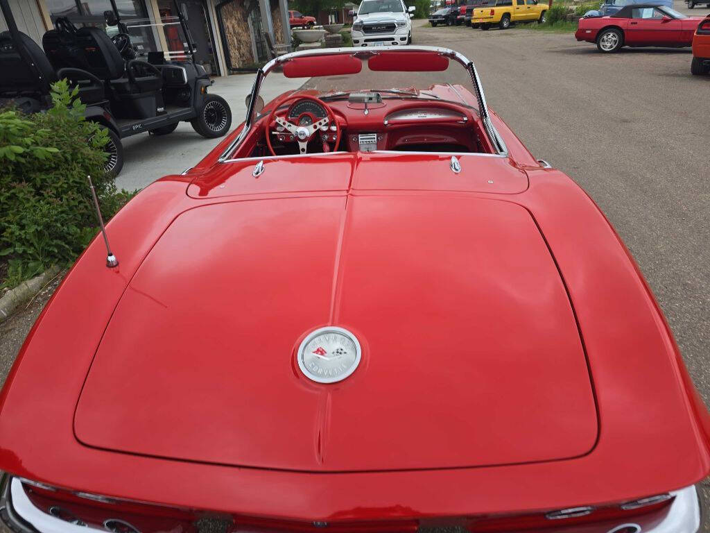 1961 Chevrolet Corvette 68