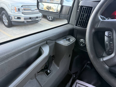 2018 GMC Savana 2500