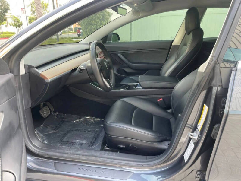 2020 Tesla Model 3 Standard Range Plus