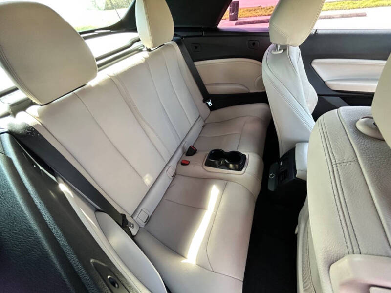 2017 BMW 2 Series 230i