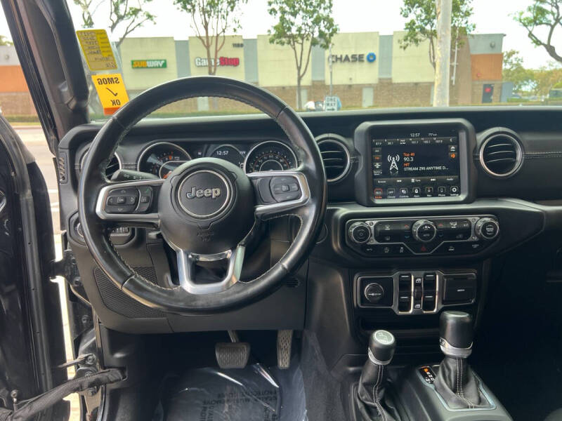 2020 Jeep Gladiator Overland