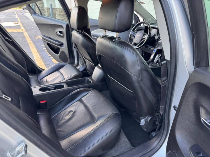 2011 Chevrolet Volt Premium