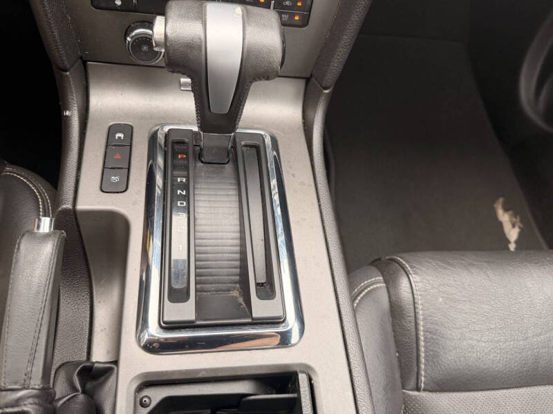 2010 Ford Mustang V6