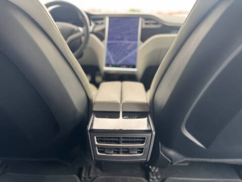 2015 Tesla Model S P85D