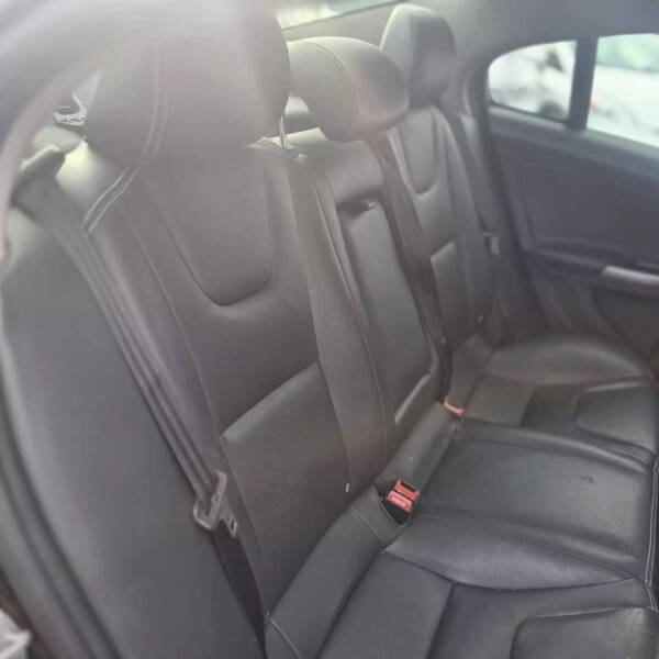 2017 Volvo S60 T5 Dynamic