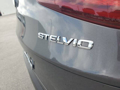 2022 Alfa Romeo Stelvio Sprint