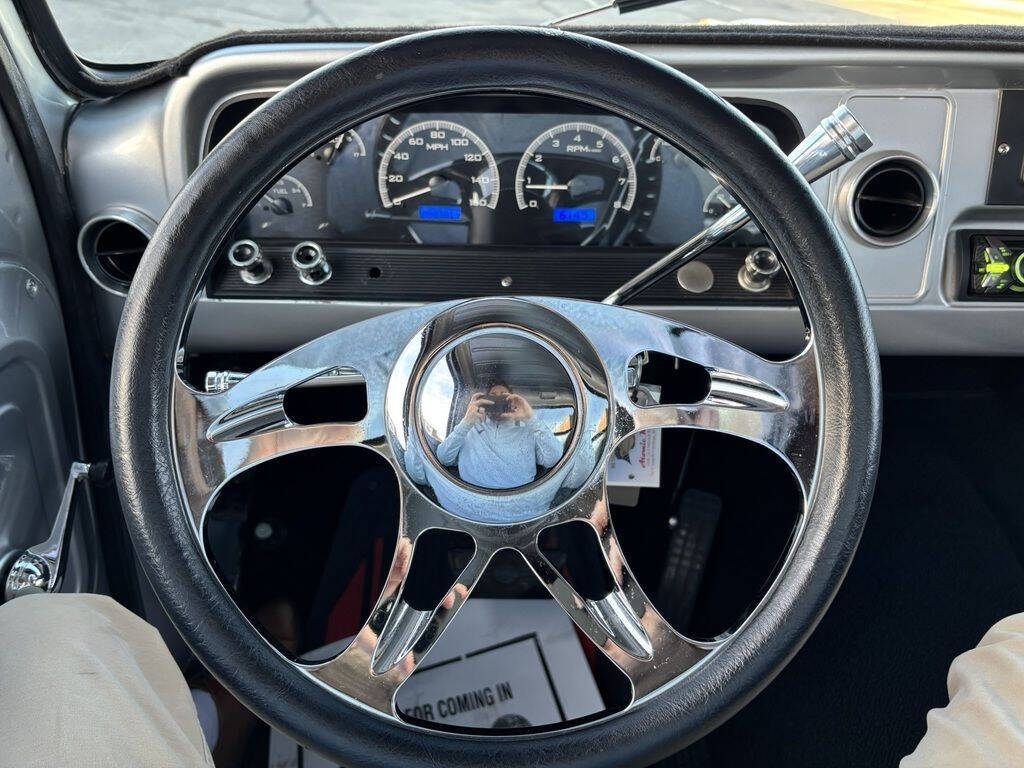 1965 Chevrolet C10 27