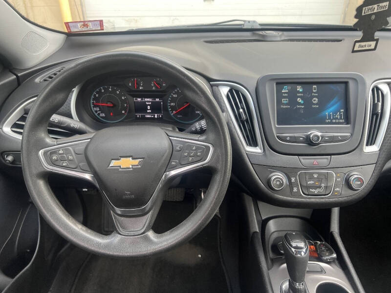 2017 Chevrolet Malibu LS