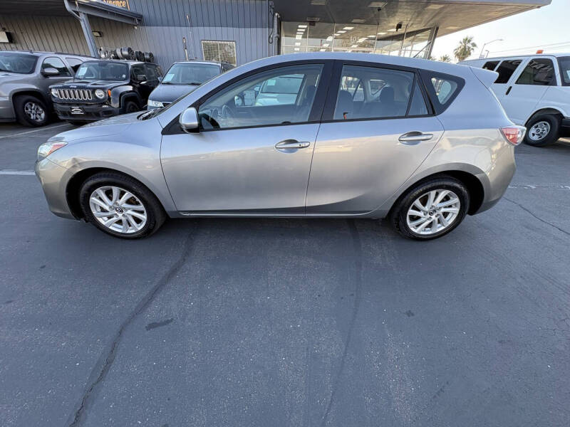 2013 Mazda MAZDA3 i Touring