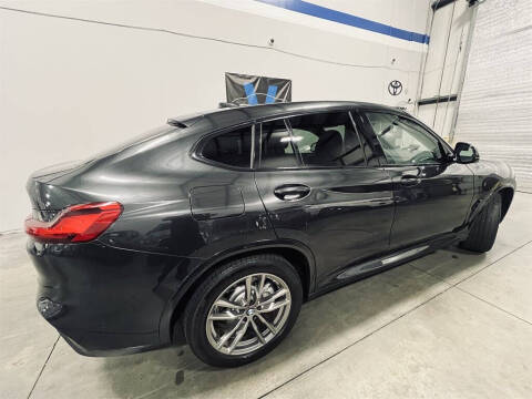 2021 BMW X4 xDrive30i