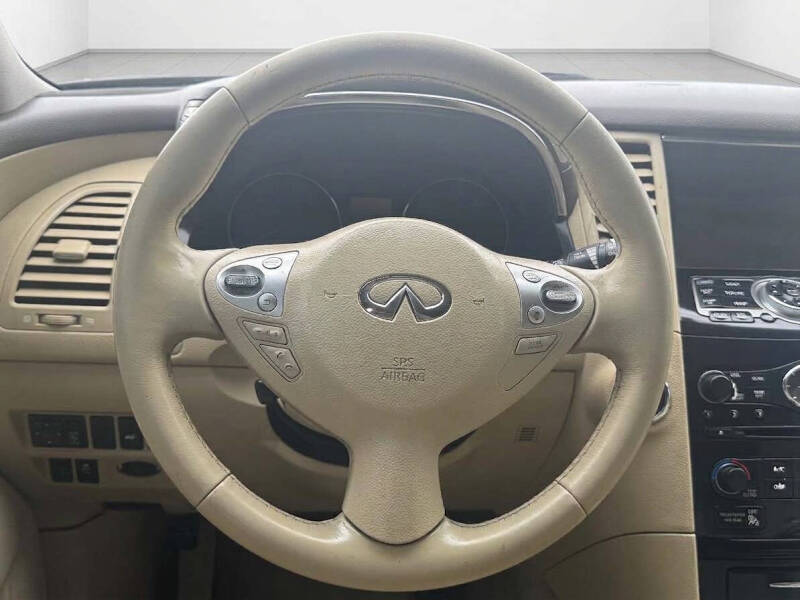 2012 Infiniti FX35