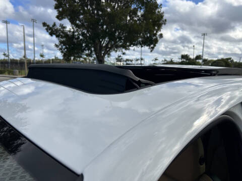 2017 Porsche Cayenne Platinum Edition