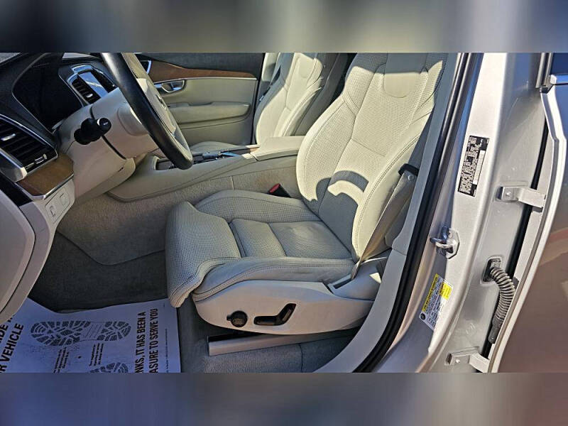 2016 Volvo XC90 T6 Inscription