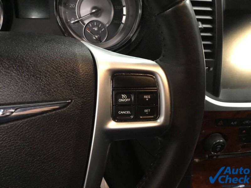 2013 Chrysler 300