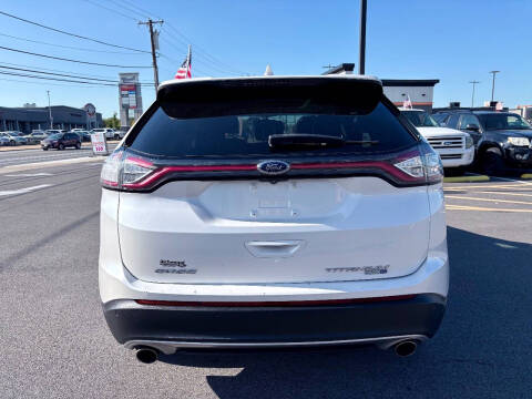 2017 Ford Edge Titanium
