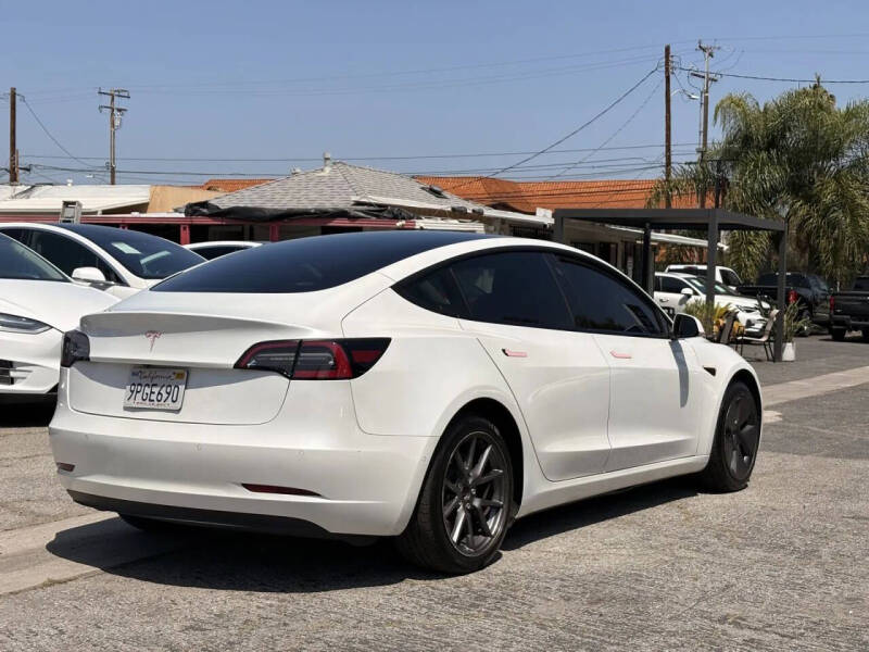 2021 Tesla Model 3 Standard Range Plus