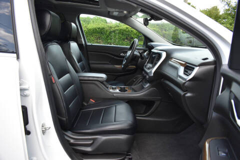 2023 GMC Acadia SLE