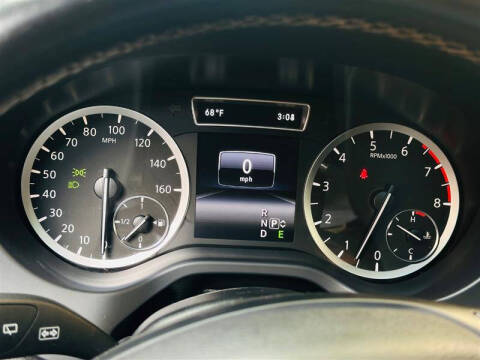 2017 Infiniti QX30 Premium