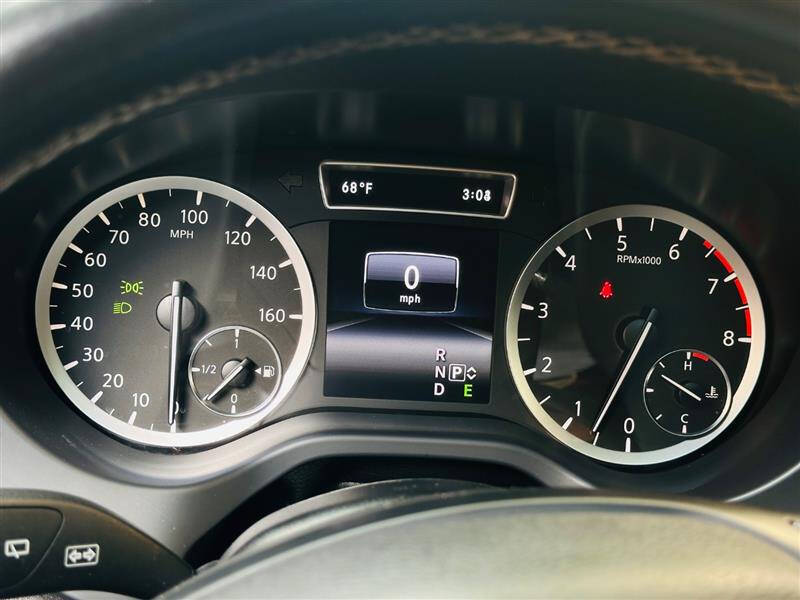 2017 Infiniti QX30 Premium