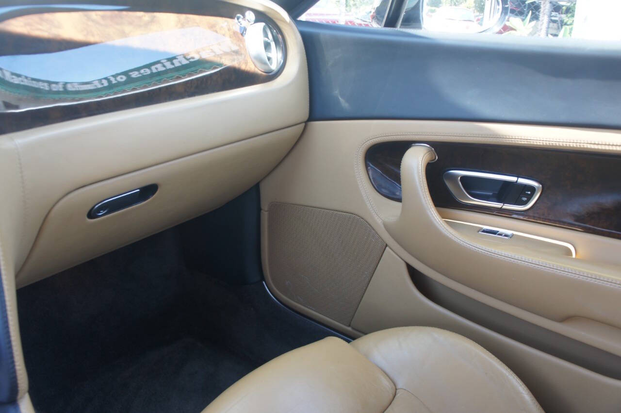 2007 Bentley Continental 18