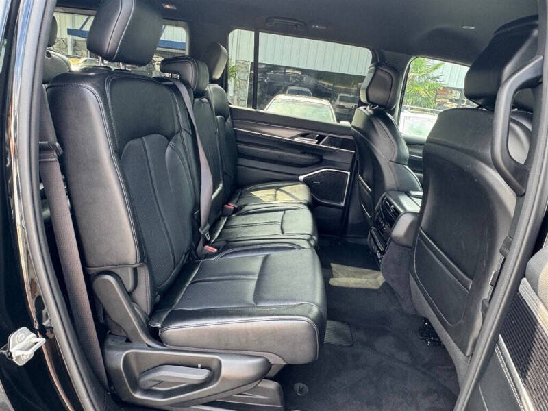 2024 Jeep Wagoneer