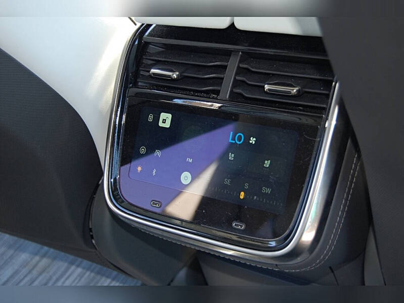 2023 Rivian R1S Adventure