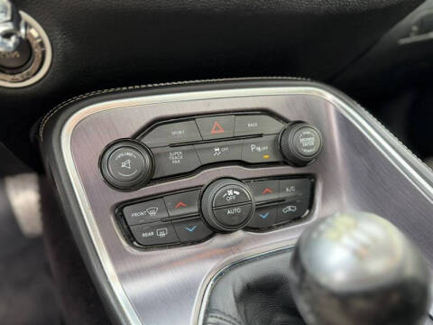 2016 Dodge Challenger R/T Scat Pack