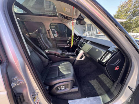 2017 Land Rover Range Rover HSE