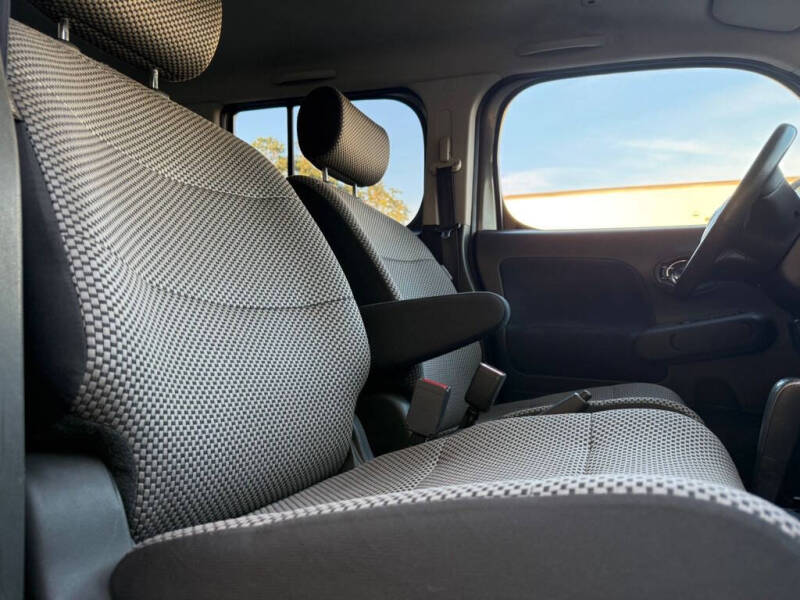 2010 Nissan cube 1.8