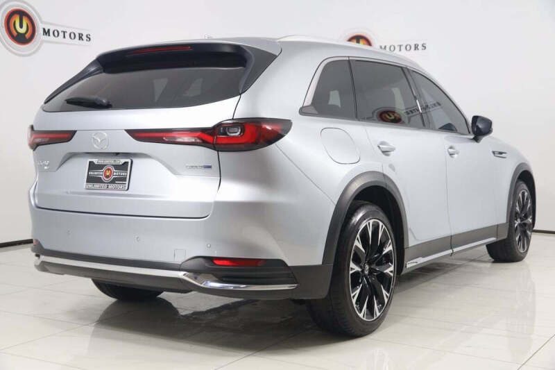 2024 Mazda CX-90 Plug-in Hybrid Premium